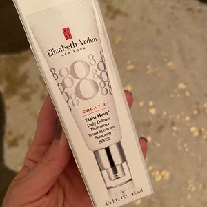 Great 8 Daily Defense Moisturizer SPF 35